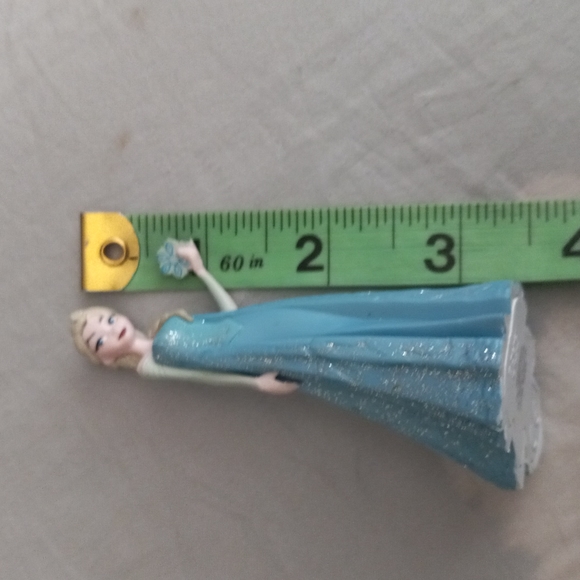 2  Disney "Frozen" Figurines or Cake Toppers - Picture 4 of 4